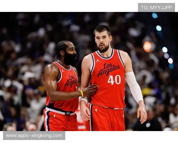 哈登入选最佳阵容讨论:揭秘巨星组合背后的战术智慧 哈登入选最佳阵容讨论:揭秘巨星组合背后的战术智慧