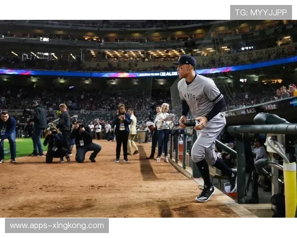 MLB季后赛内野双杀挽救球队免于溃败 MLB季后赛内野双杀挽救球队免于溃败