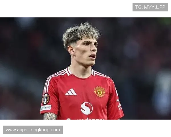 曼联反击如闪电,加纳乔潇洒挑射攻入一球 曼联反击如闪电,加纳乔潇洒挑射攻入一球